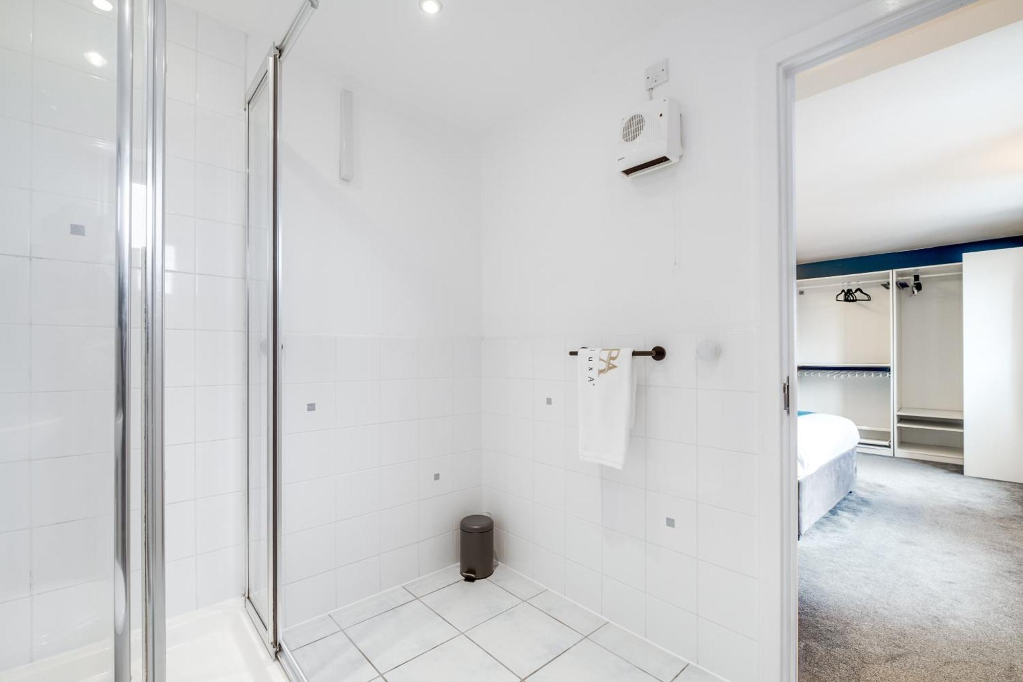 Pluxa Globe - Spacious Apartment In Jq With Parking バーミンガム エクステリア 写真